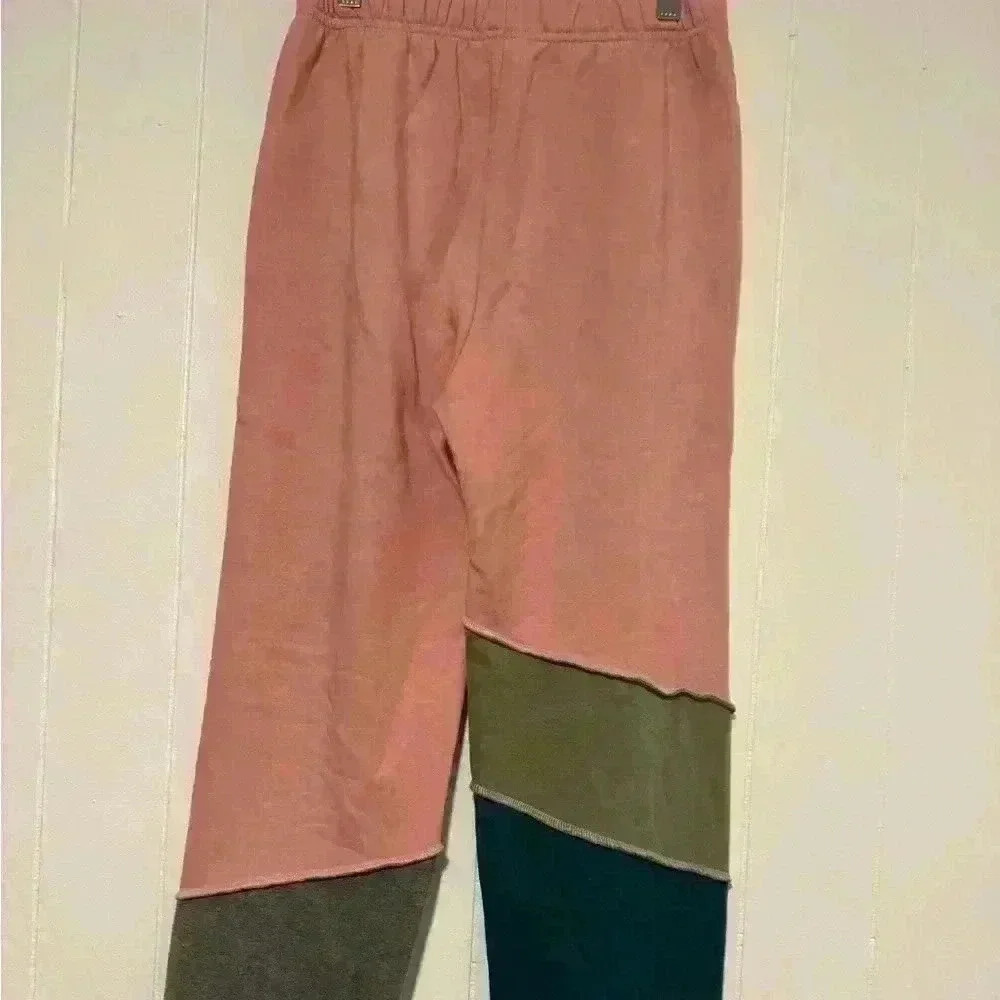 NEW. HIGH-RISE Vintage Jogger Sweatpants Unisex - Wild Fable Pink Colorblock XS